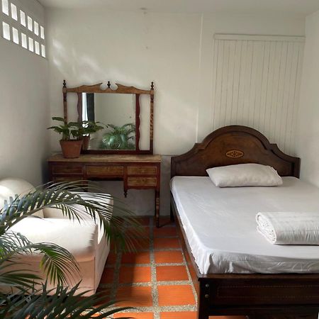 Hostal Casa Las Tias Medellín Extérieur photo